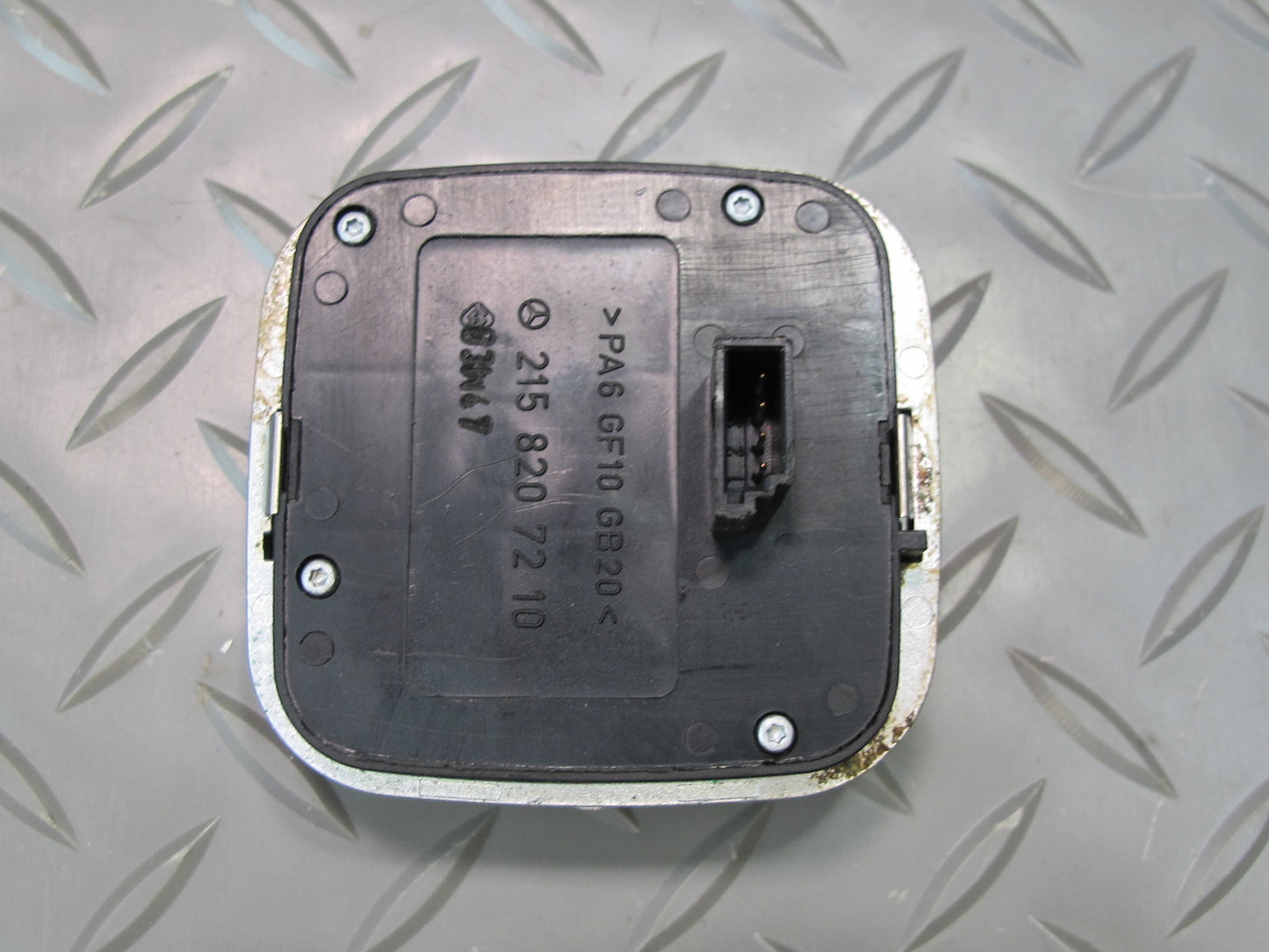 03-06 Mercedes R230 Sl-class Front Left or Right Seat Massage Control Switch OEM