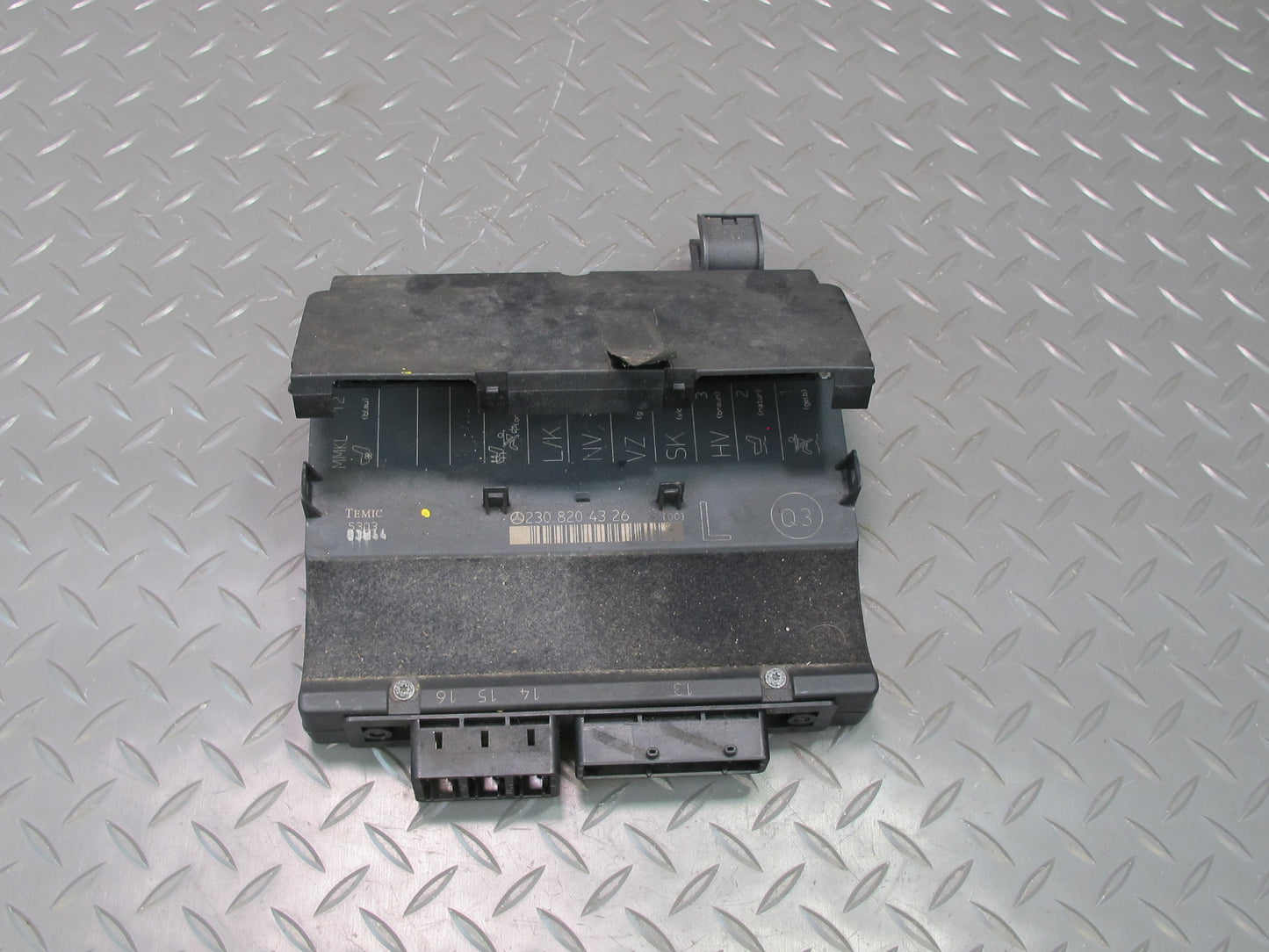 03-06 Mercedes R230 Sl-class Front Left Seat Control Module 2308204326 OEM