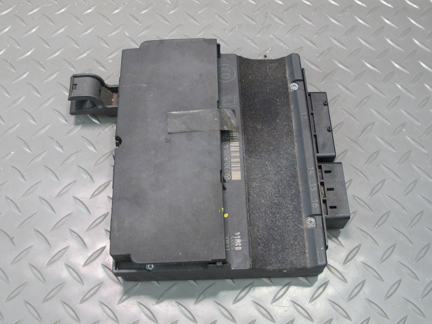 03-06 Mercedes R230 Sl-class Front Left Seat Control Module 2308204326 OEM