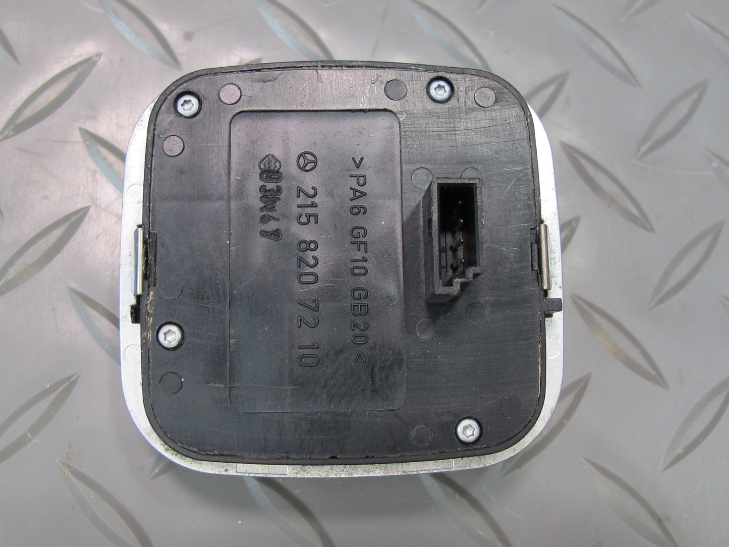 03-06 Mercedes R230 Sl-class Front Left or Right Seat Massage Control Switch OEM