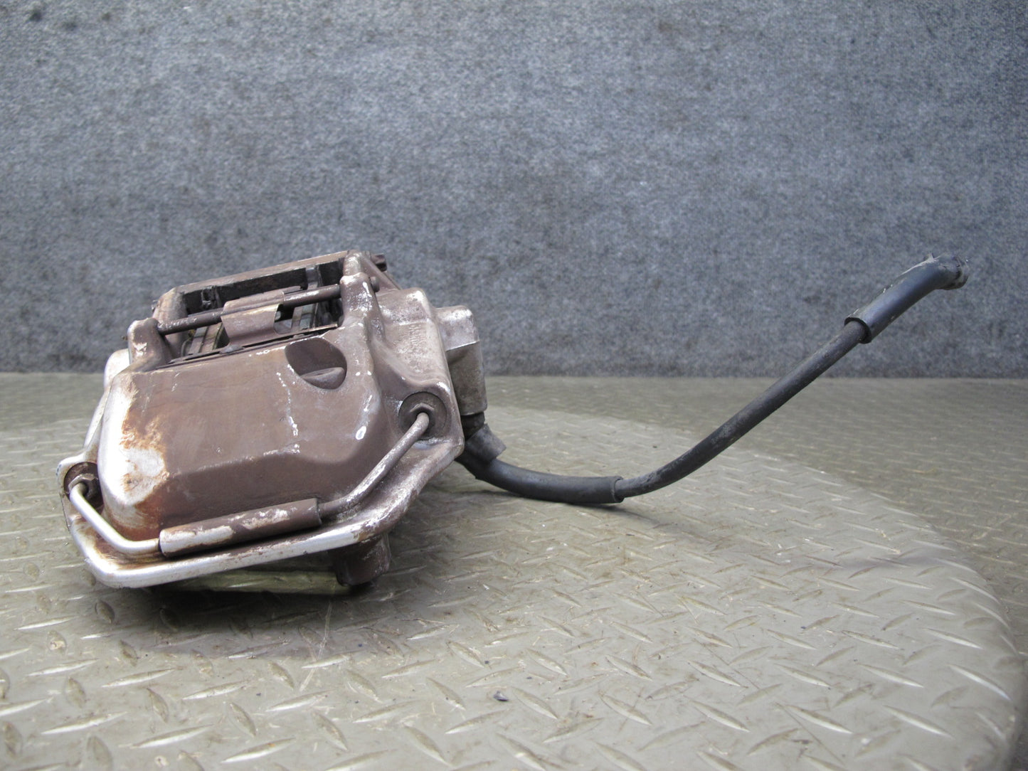 03-06 Mercedes R230 SL600 Set of 2 Front Left & Right Brembo Brake Caliper OEM