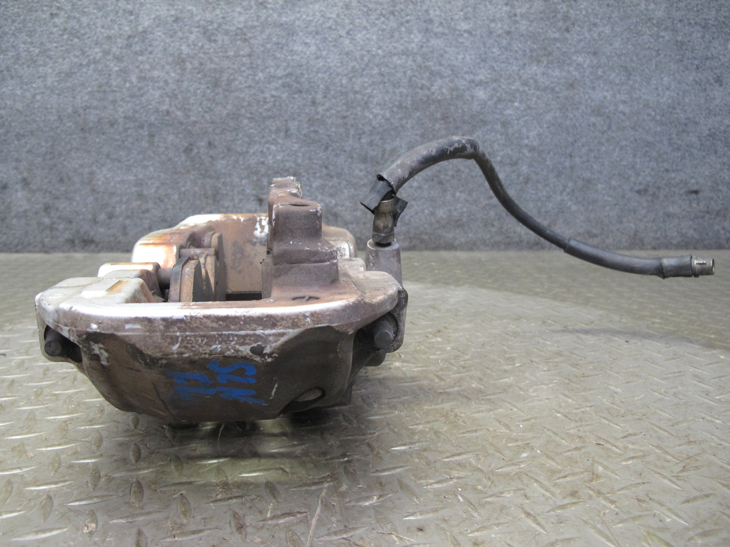 03-06 Mercedes R230 SL600 Set of 2 Front Left & Right Brembo Brake Caliper OEM