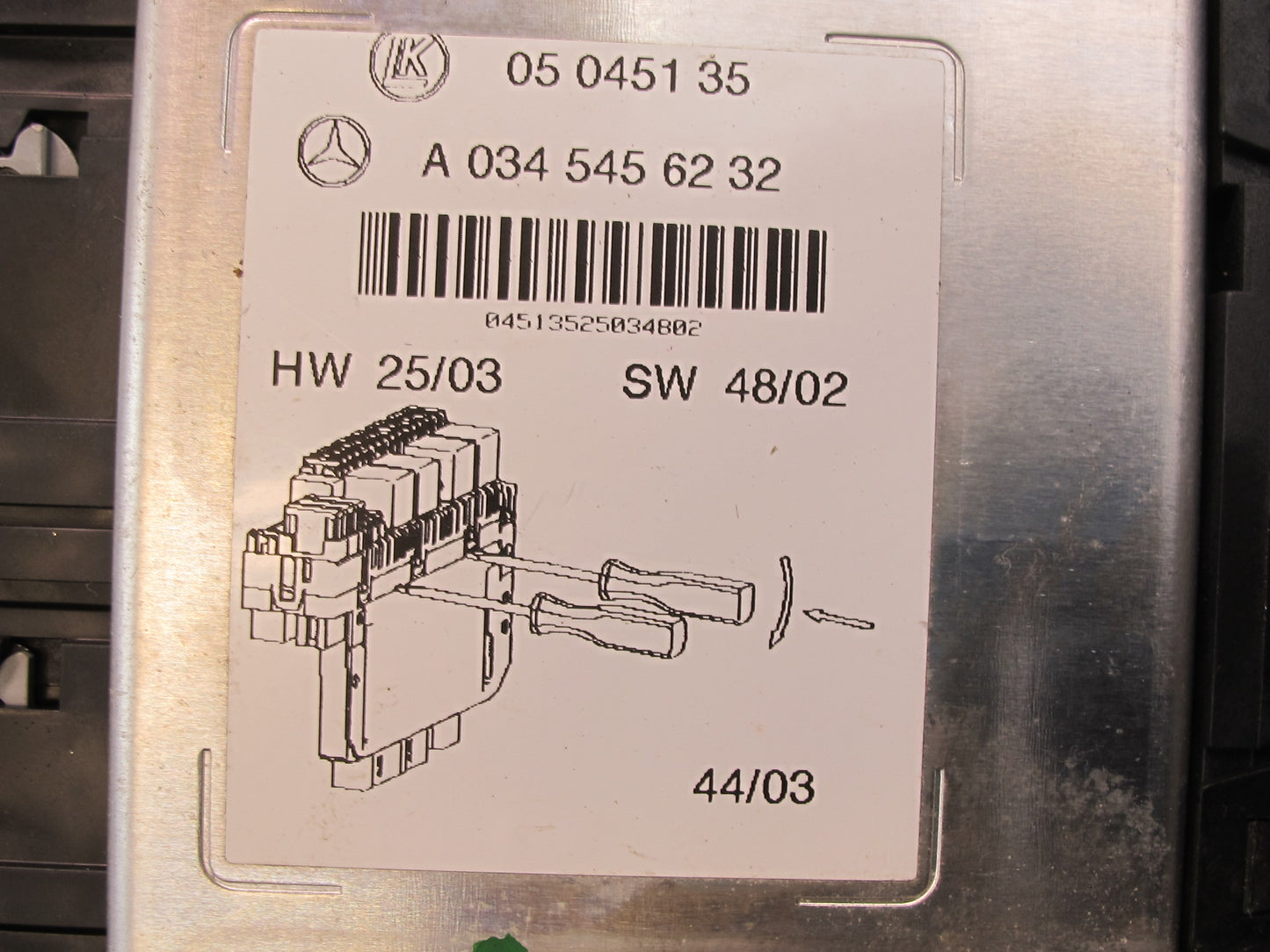 03-12 Mercedes R230 Sl-class Rear SAM Fuse Relay Box Module 0345456232 OEM