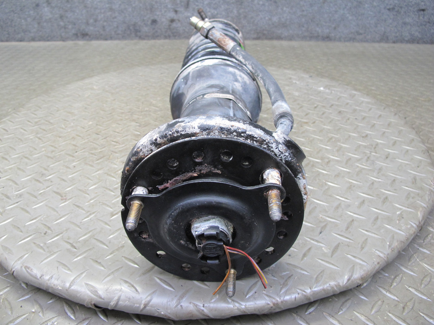 03-06 Mercedes R230 SL Front Left Hydraulic Strut Shock Absorber OEM