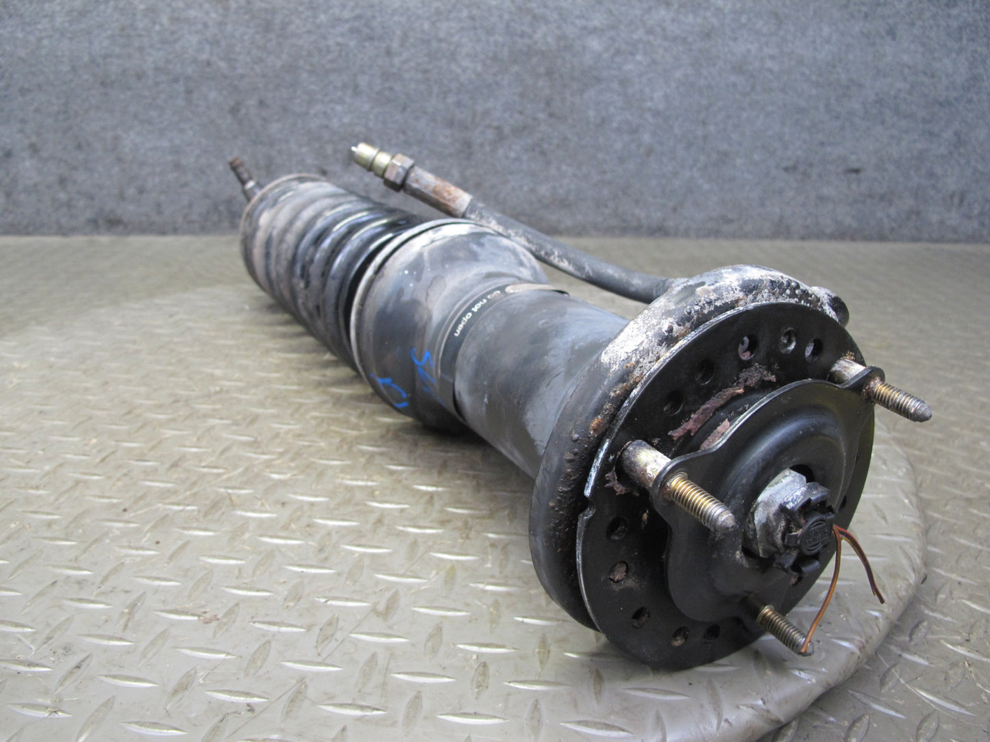 03-06 Mercedes R230 SL Front Left Hydraulic Strut Shock Absorber OEM