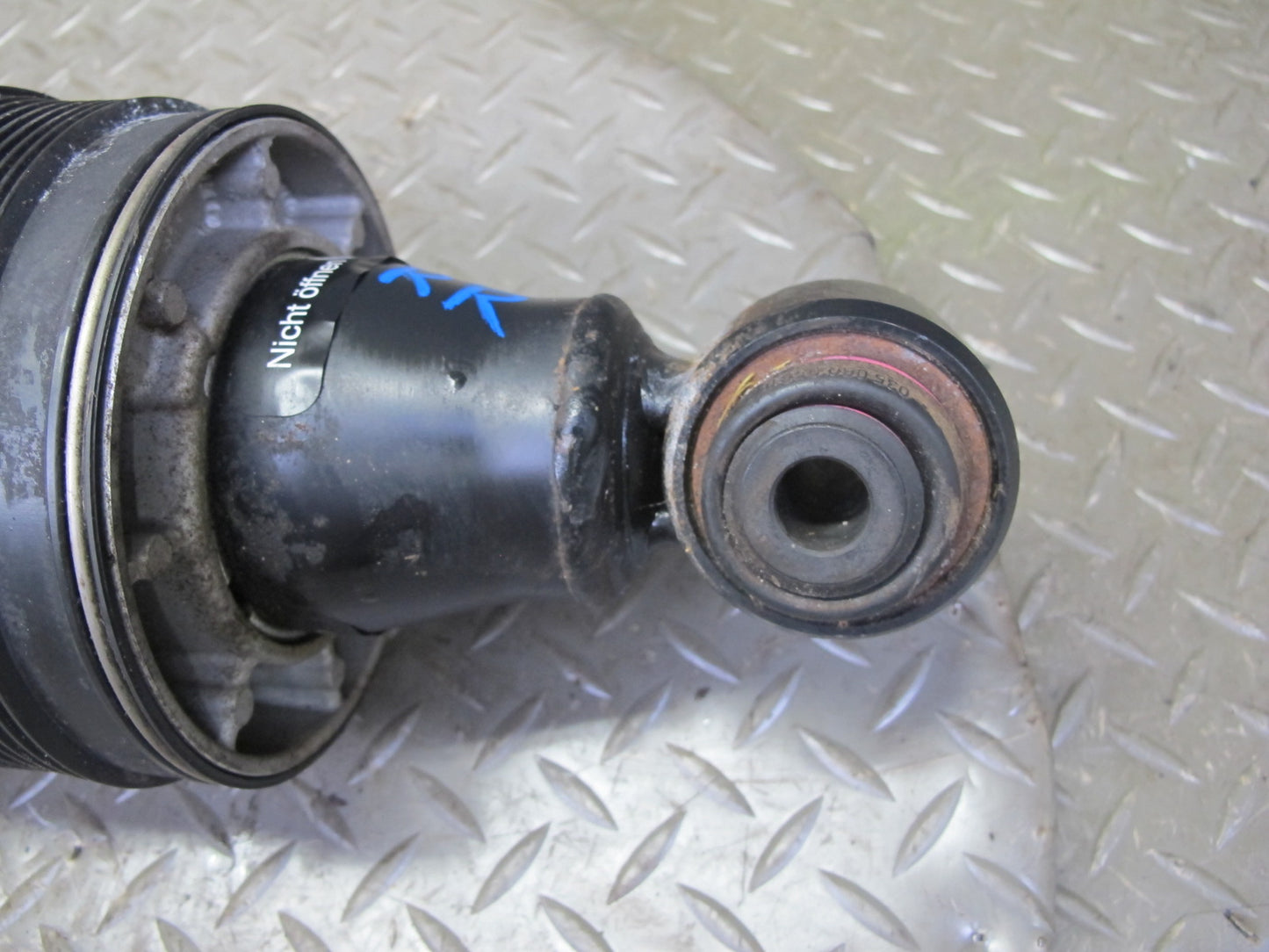 03-06 Mercedes R230 SL Rear Right ABC Hydraulic Strut Shock Absorber OEM