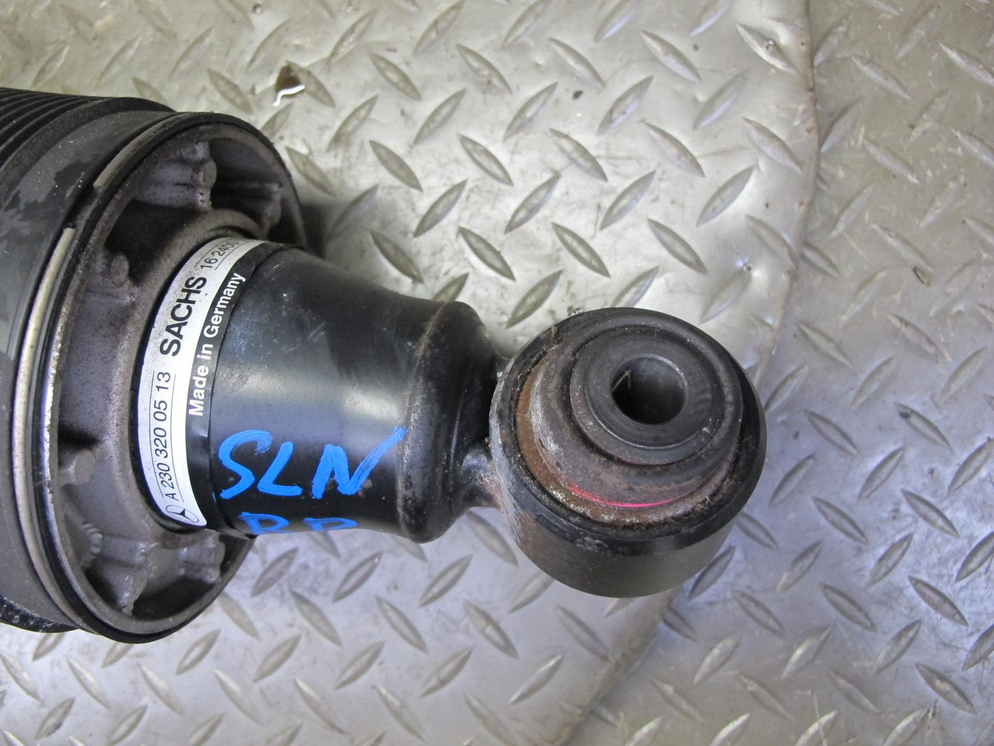 03-06 Mercedes R230 SL Rear Right ABC Hydraulic Strut Shock Absorber OEM