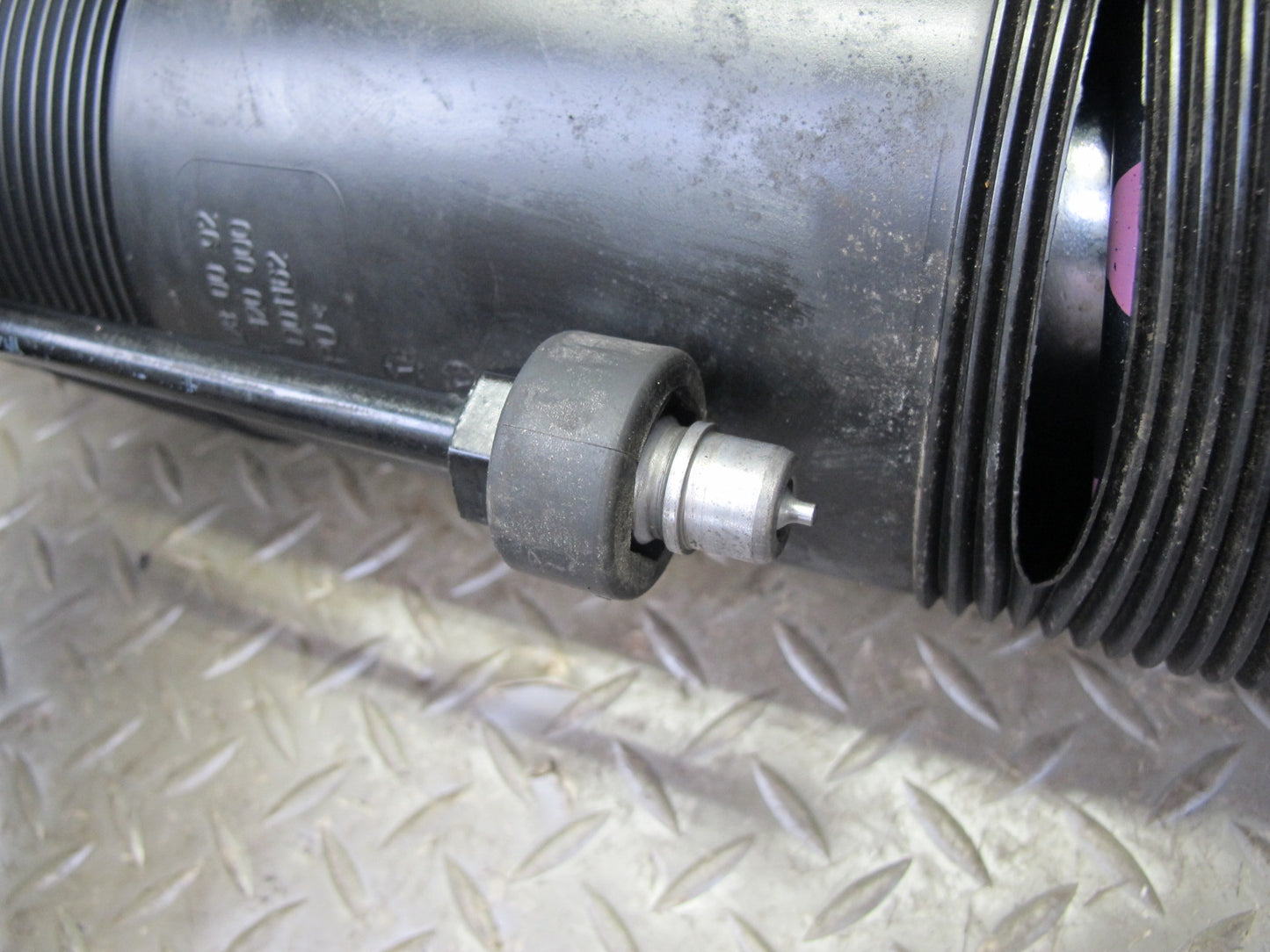 03-06 Mercedes R230 SL Rear Right ABC Hydraulic Strut Shock Absorber OEM