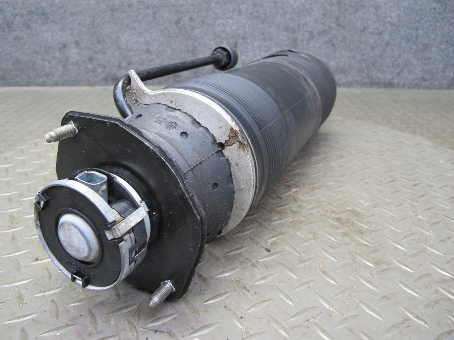 03-06 Mercedes R230 SL Rear Right ABC Hydraulic Strut Shock Absorber OEM