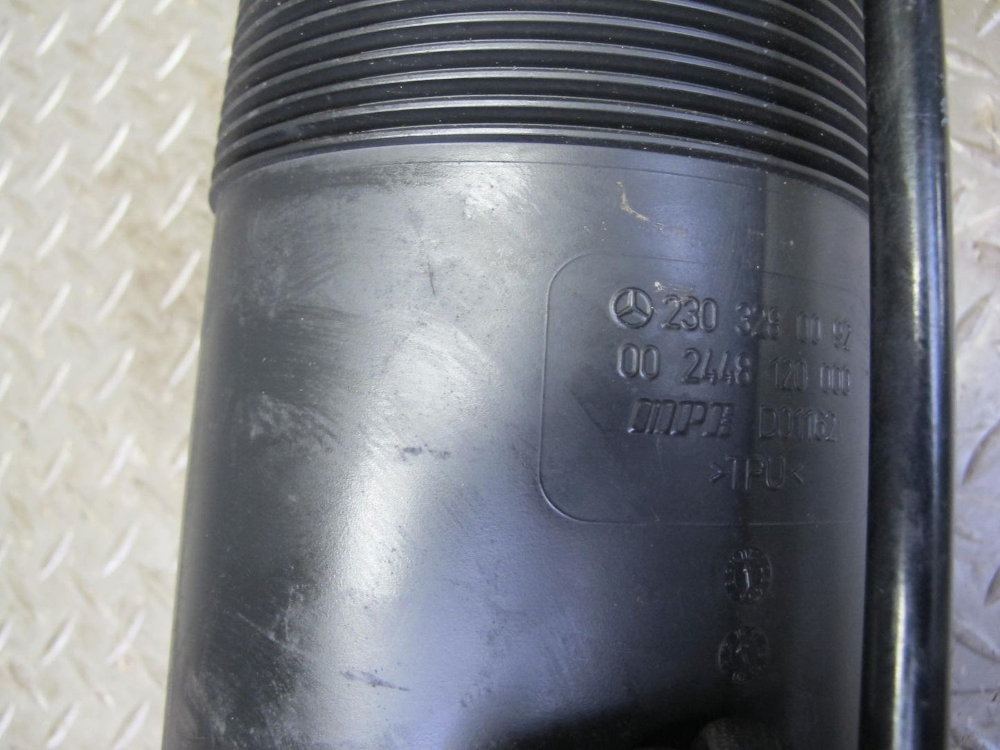 03-06 Mercedes R230 SL Rear Right ABC Hydraulic Strut Shock Absorber OEM