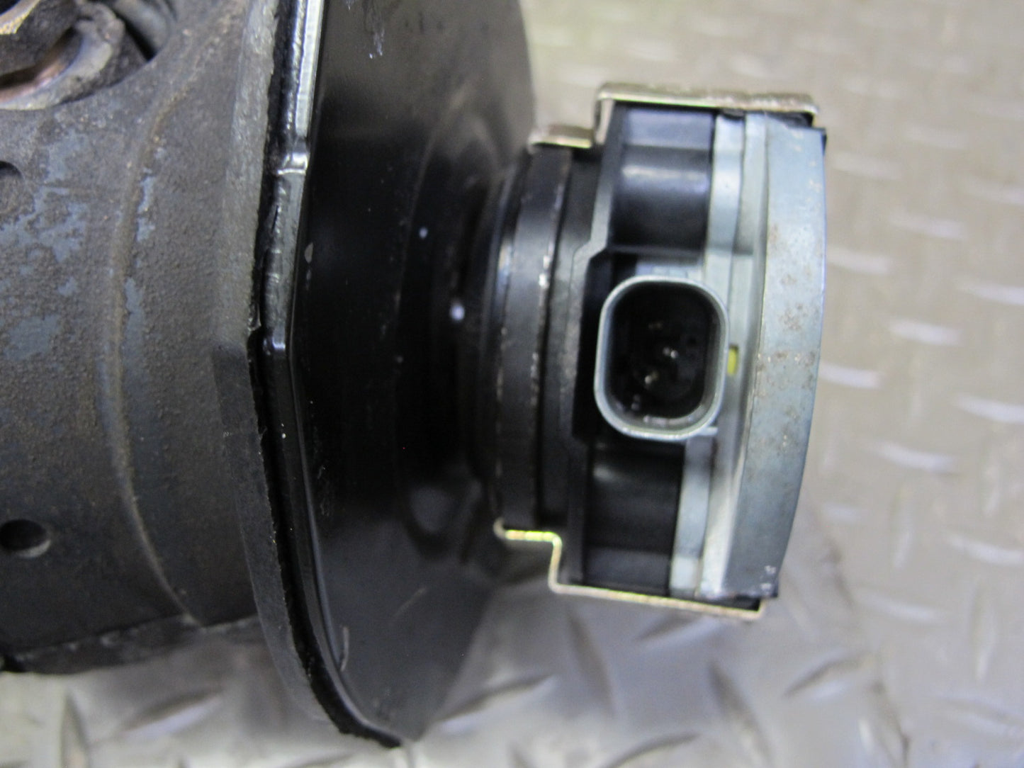 03-06 Mercedes R230 SL Rear Left ABC Hydraulic Strut Shock Absorber OEM