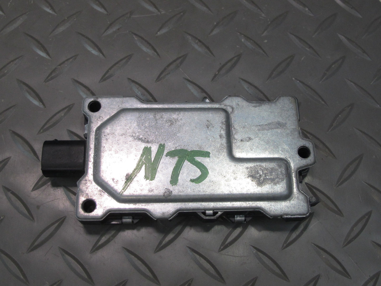 03-08 Mercedes R230 Sl-class Air Pollution  Quality Sensor Module 2118300472 OEM