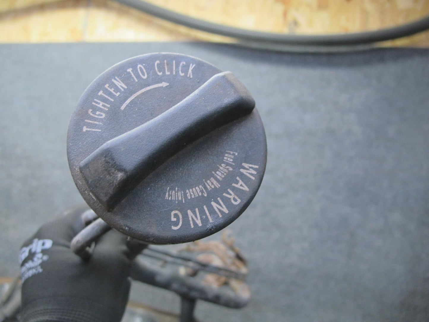 01-05 Lexus UCF30L LS430 Gas Fuel Tank Filler Neck Heat Shield Assembly 83k OEM