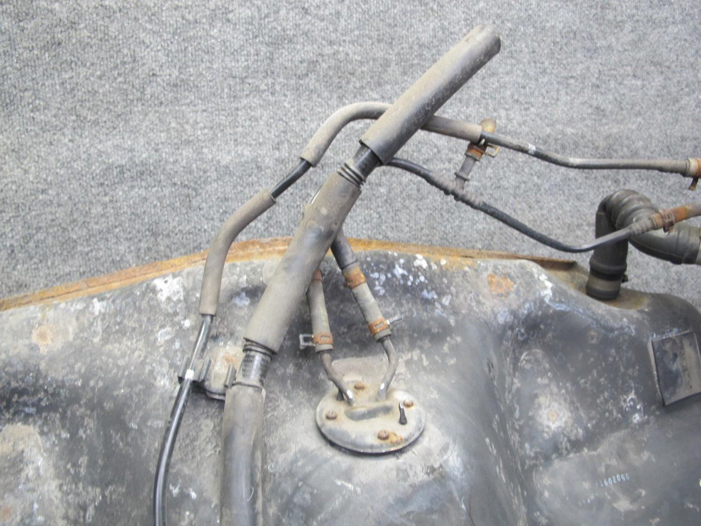 01-05 Lexus UCF30L LS430 Gas Fuel Tank Filler Neck Heat Shield Assembly 83k OEM