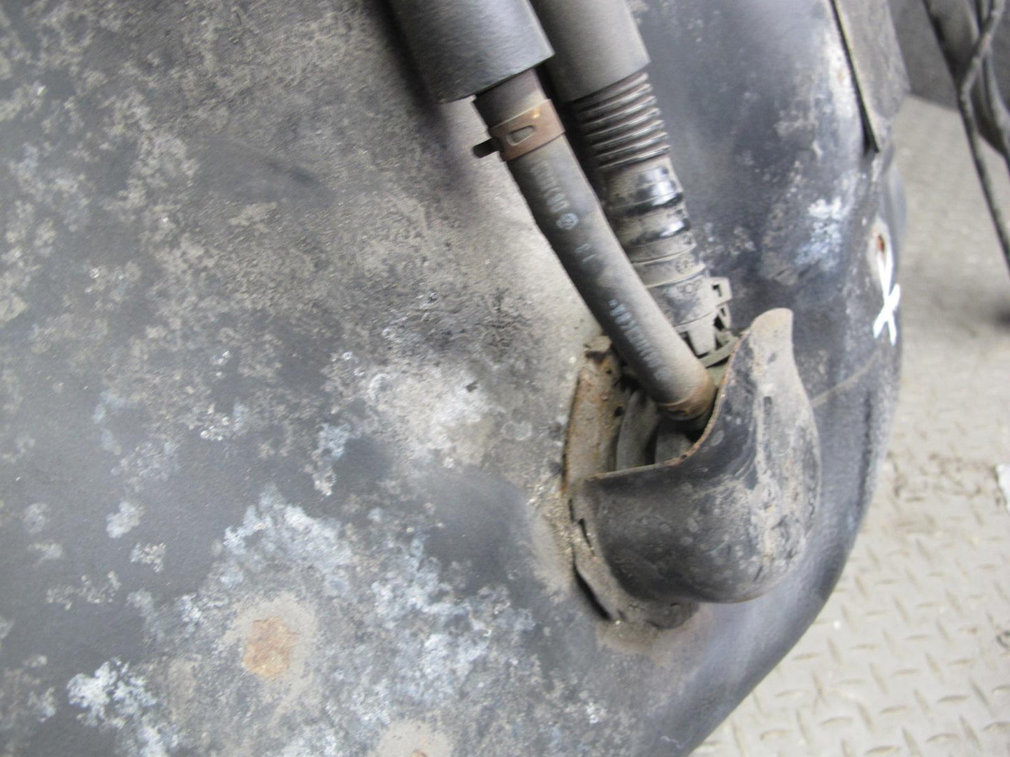 01-05 Lexus UCF30L LS430 Gas Fuel Tank Filler Neck Heat Shield Assembly 83k OEM