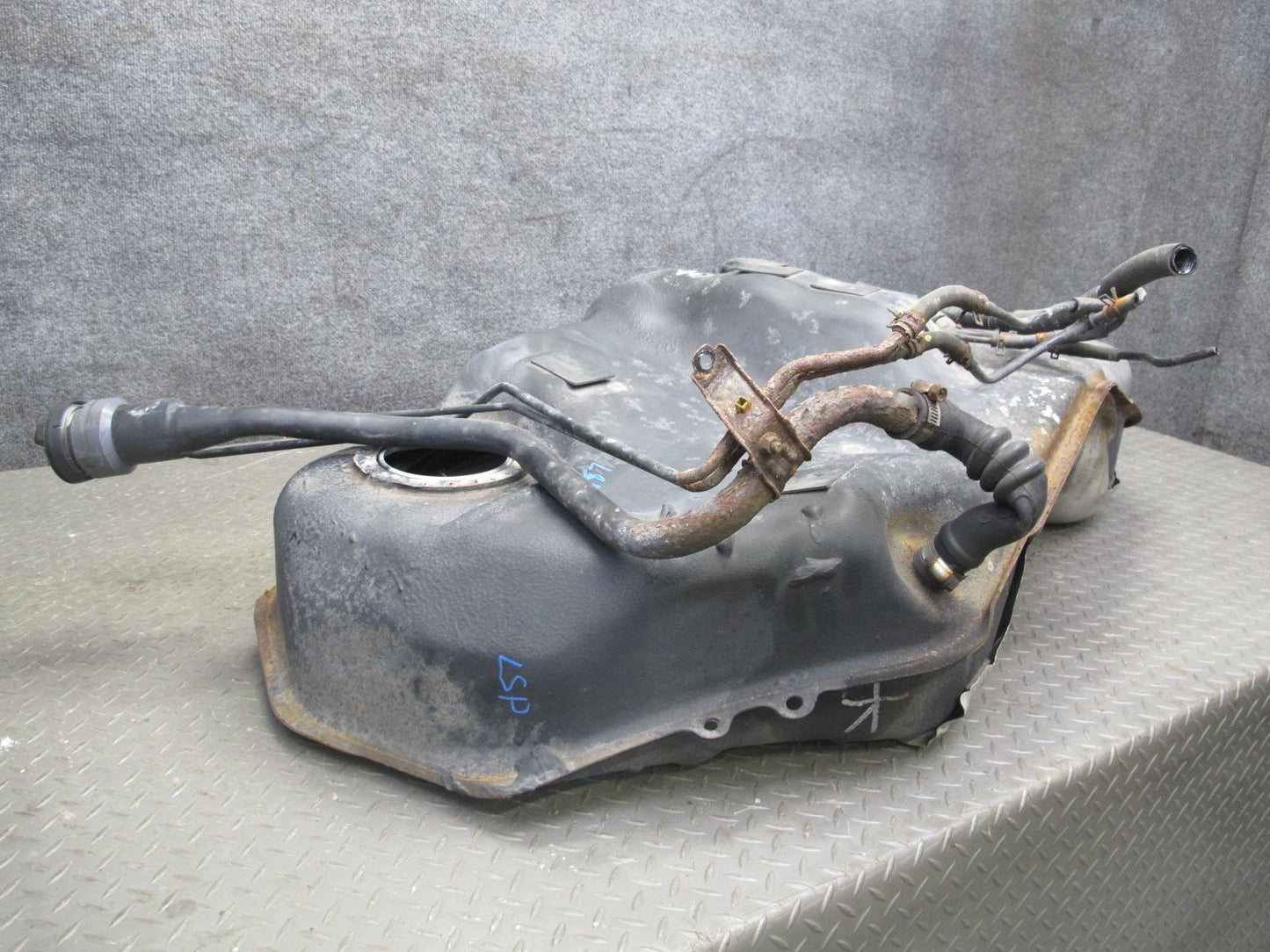 01-05 Lexus UCF30L LS430 Gas Fuel Tank Filler Neck Heat Shield Assembly 83k OEM