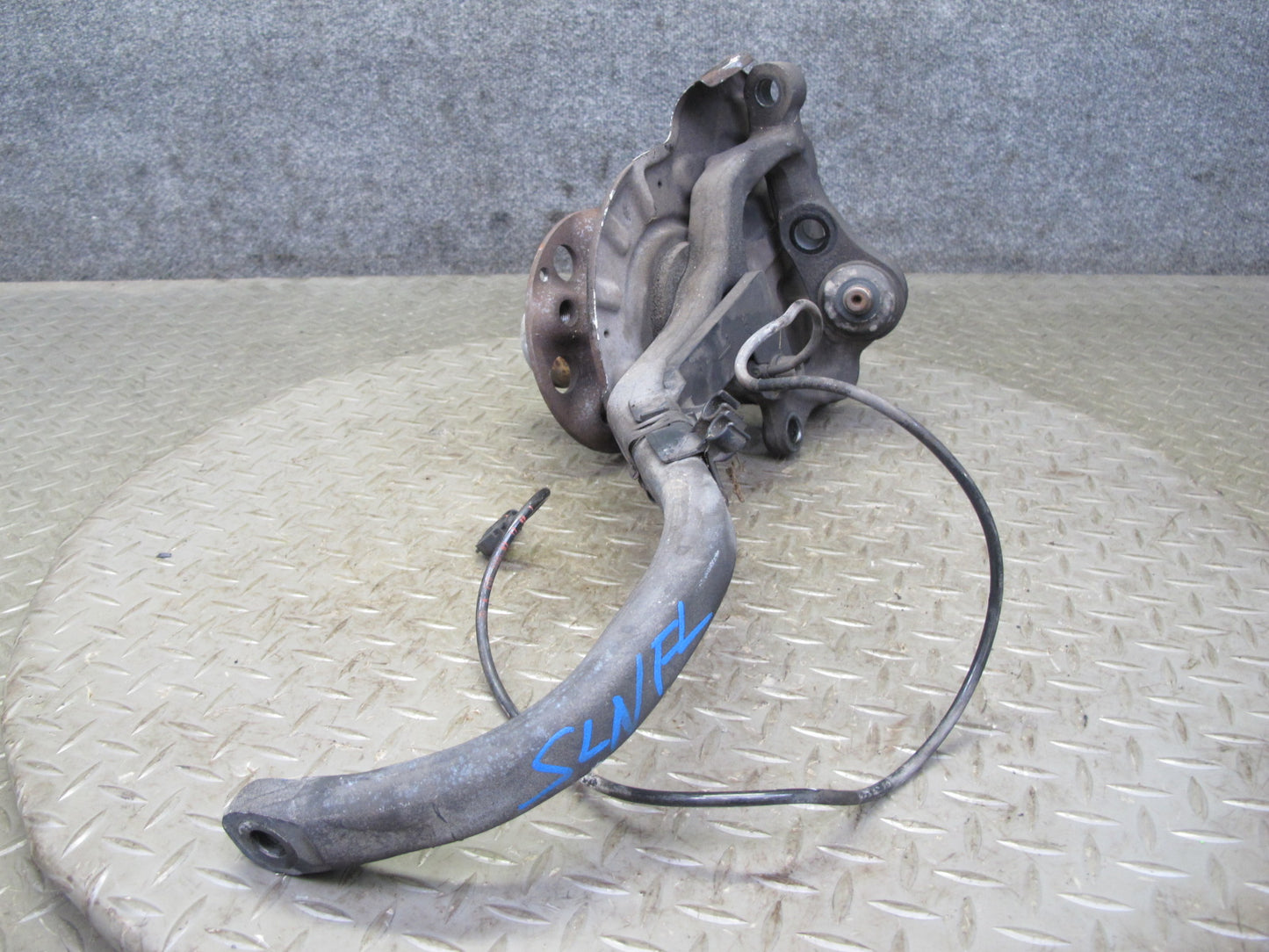 03-08 Mercedes R230 SL600 Front Left Spindle Knuckle Wheel Hub Bearing OEM