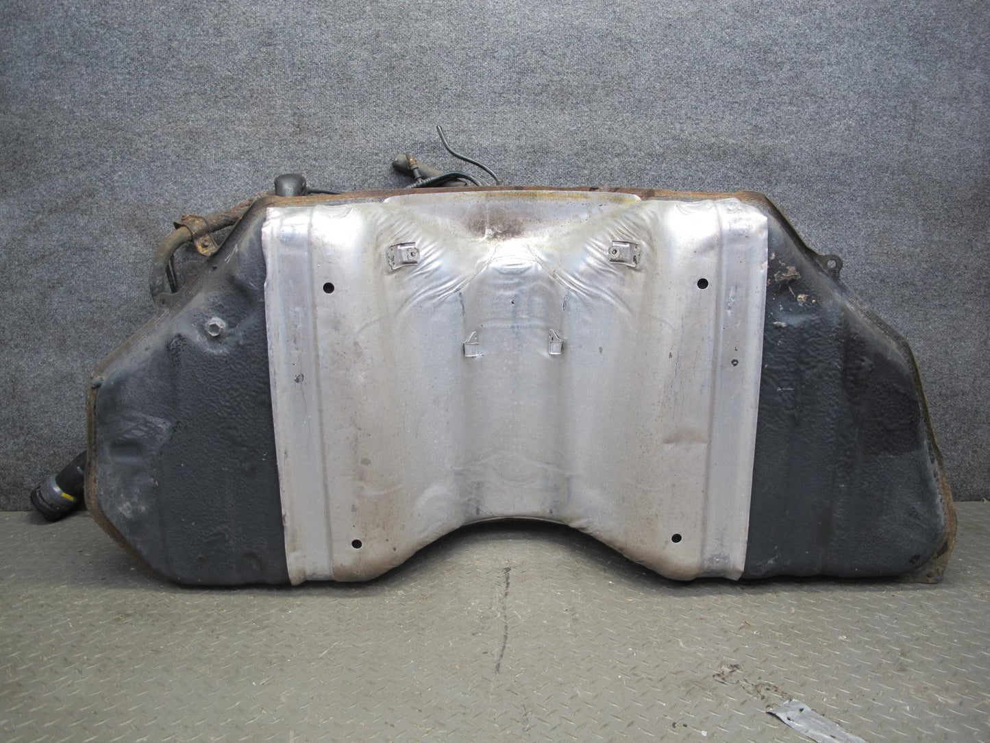 01-05 Lexus UCF30L LS430 Gas Fuel Tank Filler Neck Heat Shield Assembly 83k OEM