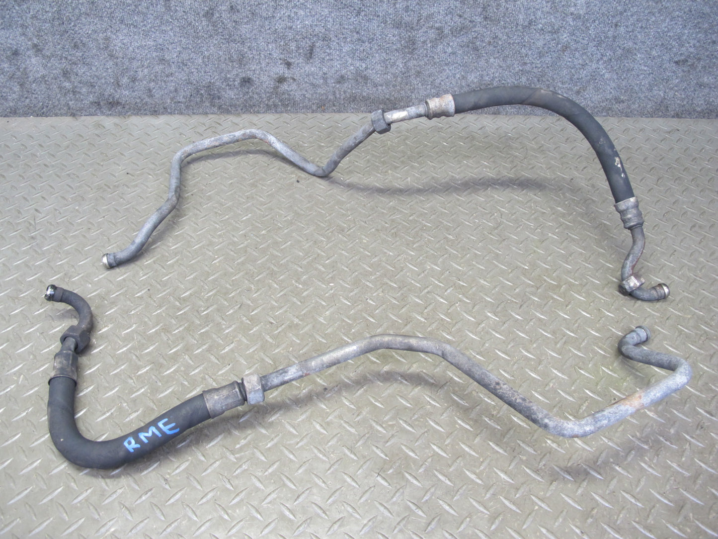 81-85 Mercedes W123 300D OM617 Set of 2 Engine Oil Cooler Hose Pipe Line OEM