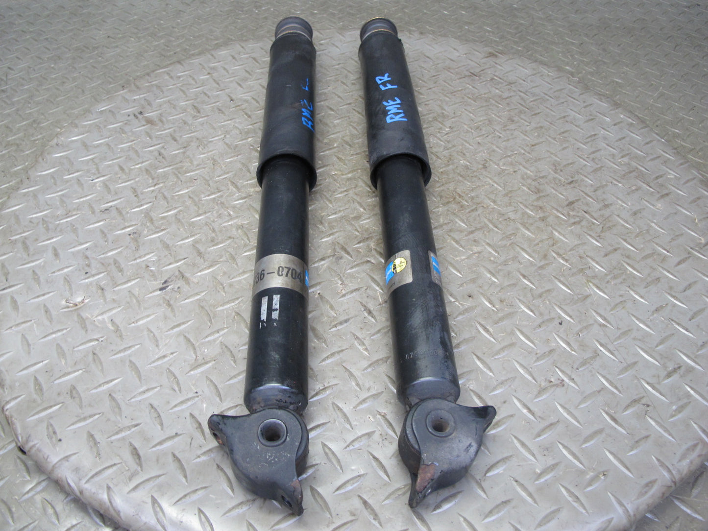 75-85 Mercedes W123 300D Sedan Front Right & Left Strut Shock Absorber Bilstein