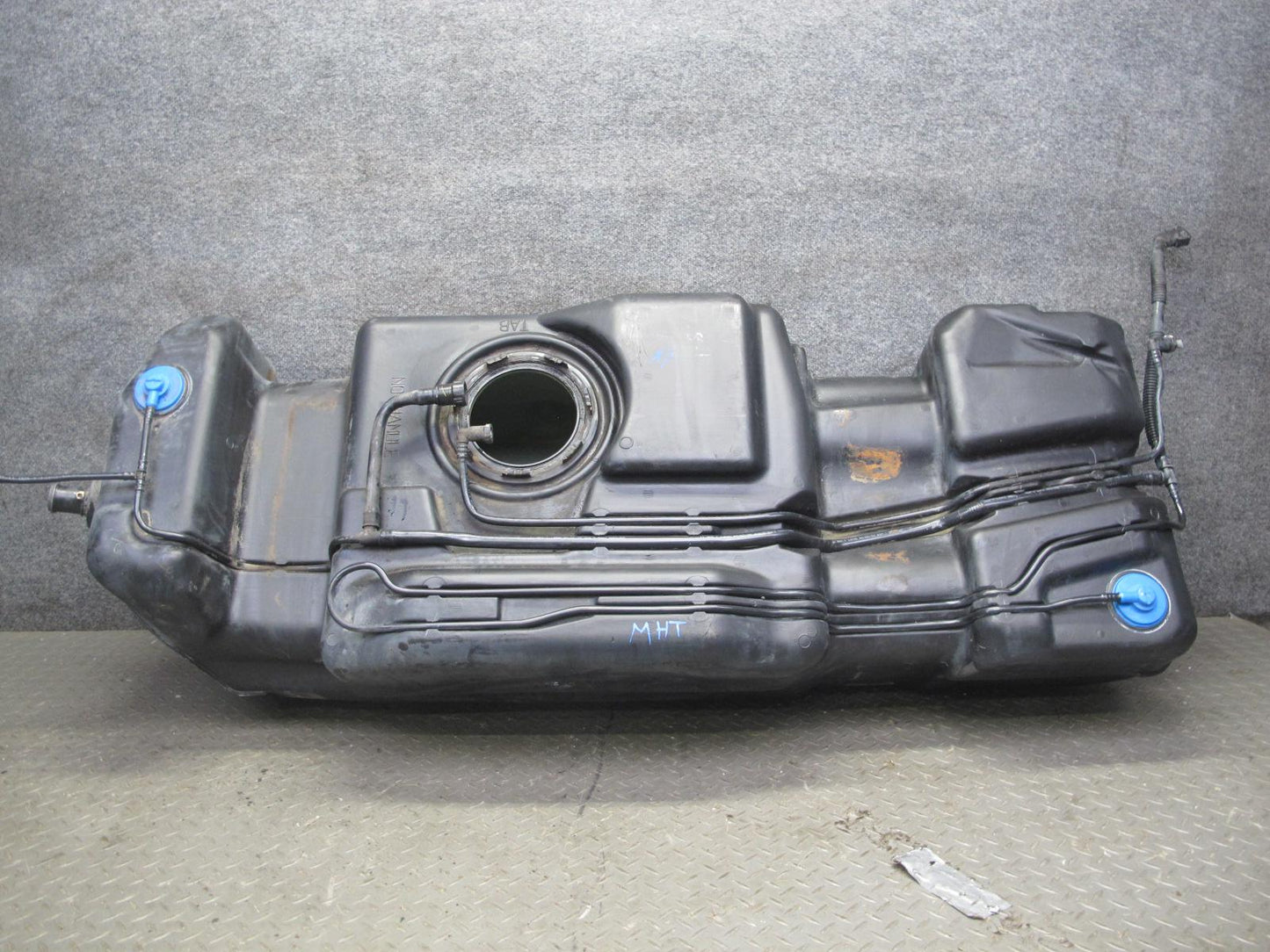 2004-2007 Hummer H2 6.0L Gas Fuel Tank Unit