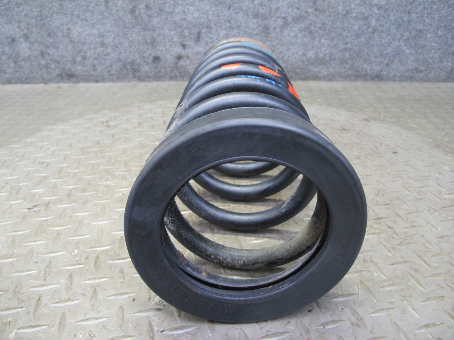 77-85 Mercedes W123 300D Sedan Rear Left & Right Suspension Coil Spring Set OEM