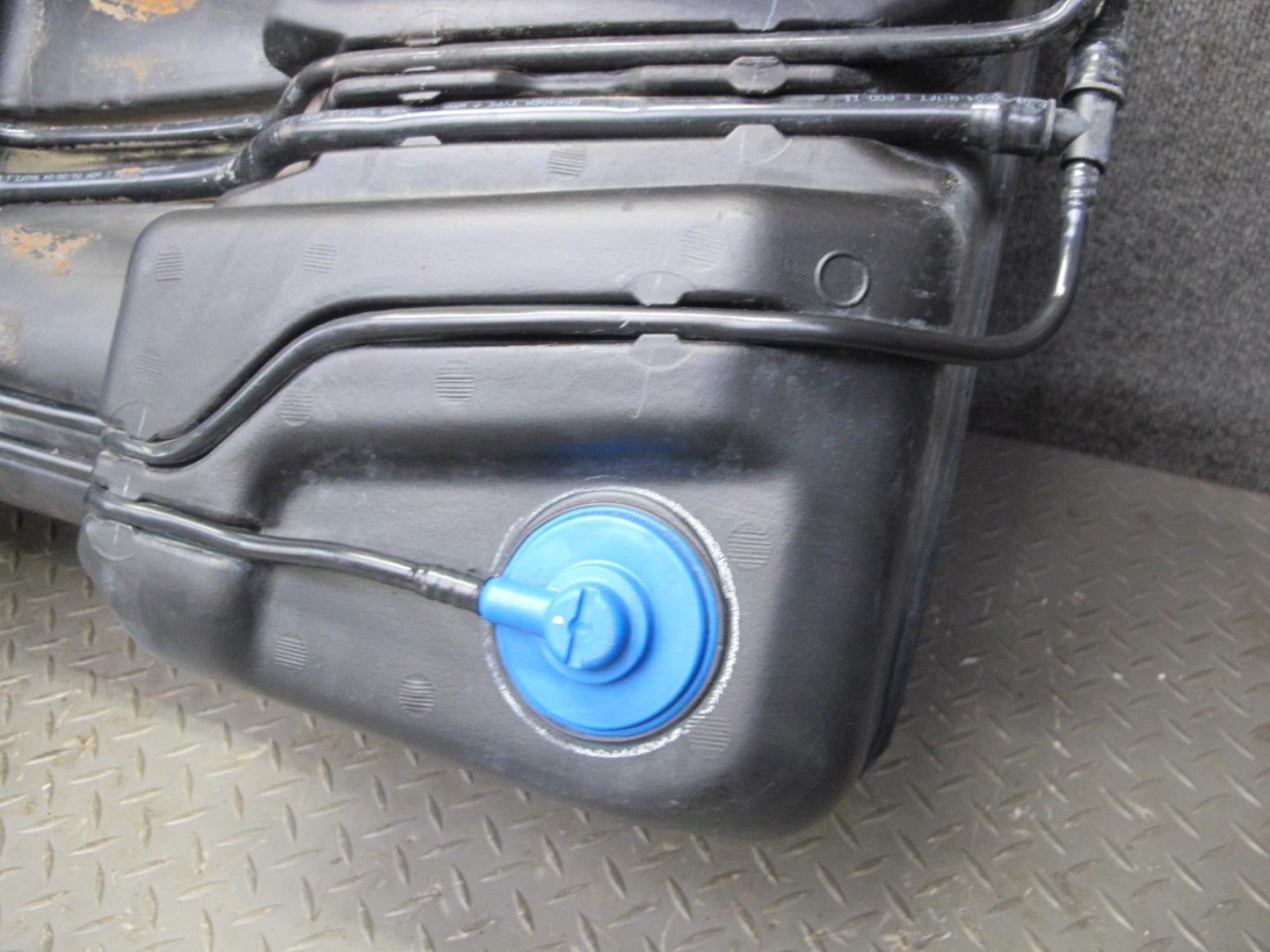 2004-2007 Hummer H2 6.0L Gas Fuel Tank Unit