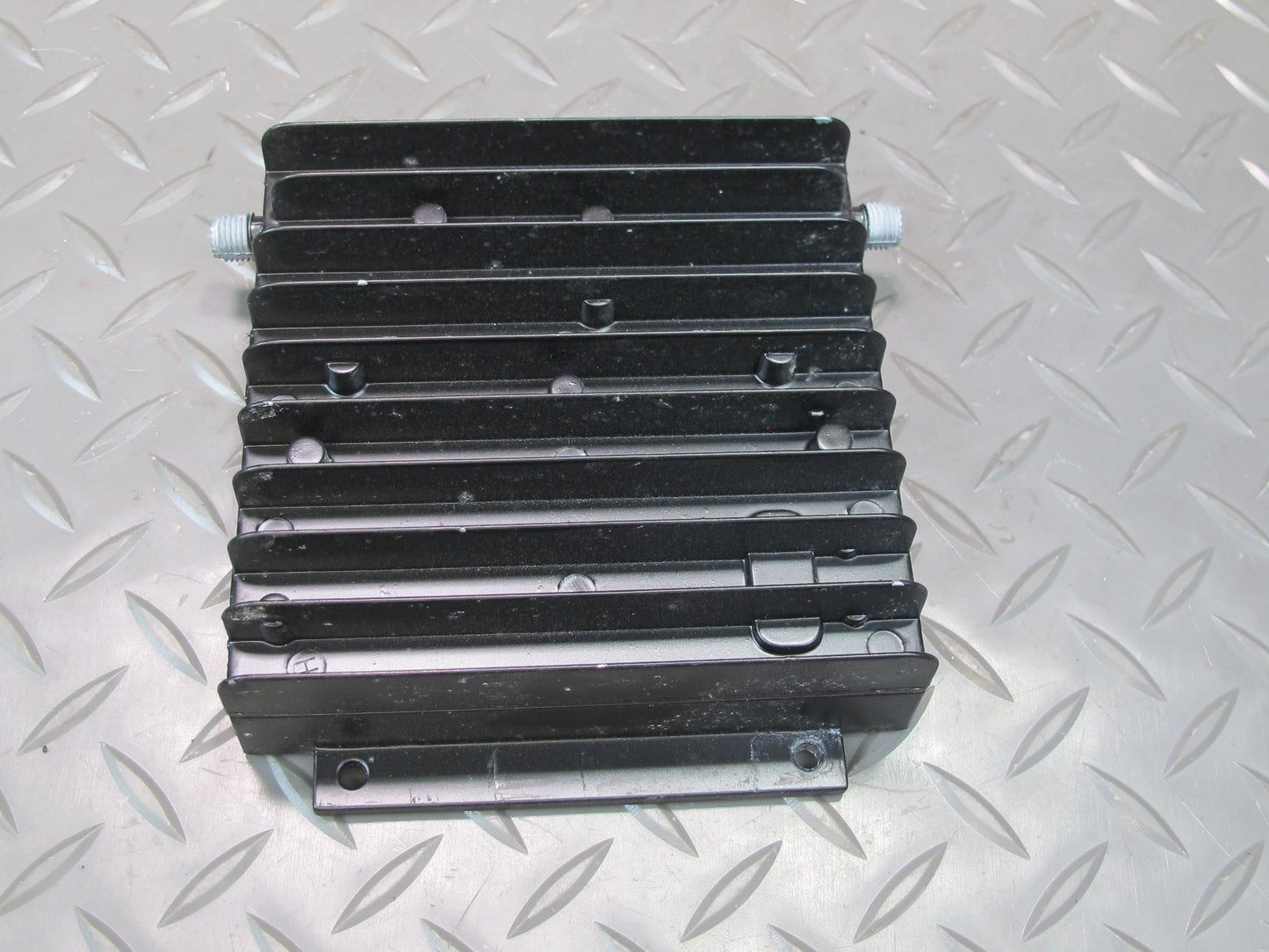 03-06 Mercedes R230 Sl-class Antenna Amplifier Booster Module SYN9492A OEM