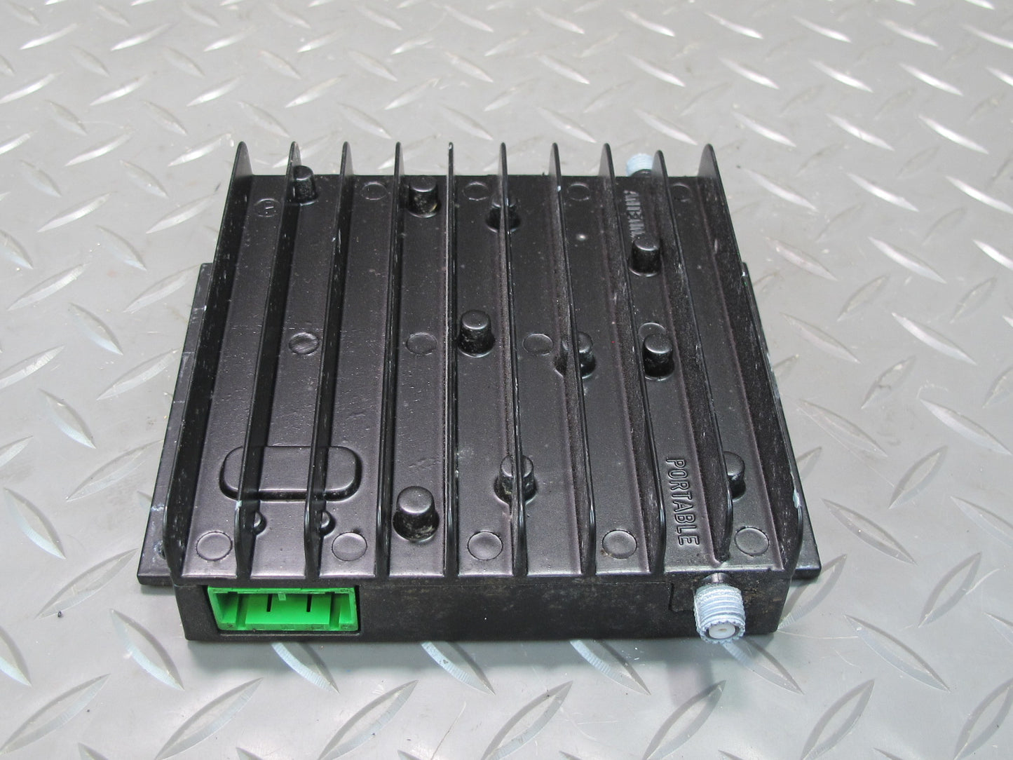 03-06 Mercedes R230 Sl-class Antenna Amplifier Booster Module SYN9492A OEM