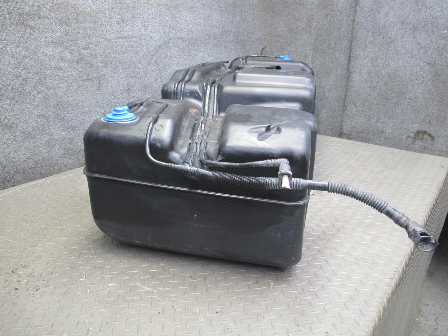 2004-2007 Hummer H2 6.0L Gas Fuel Tank Unit