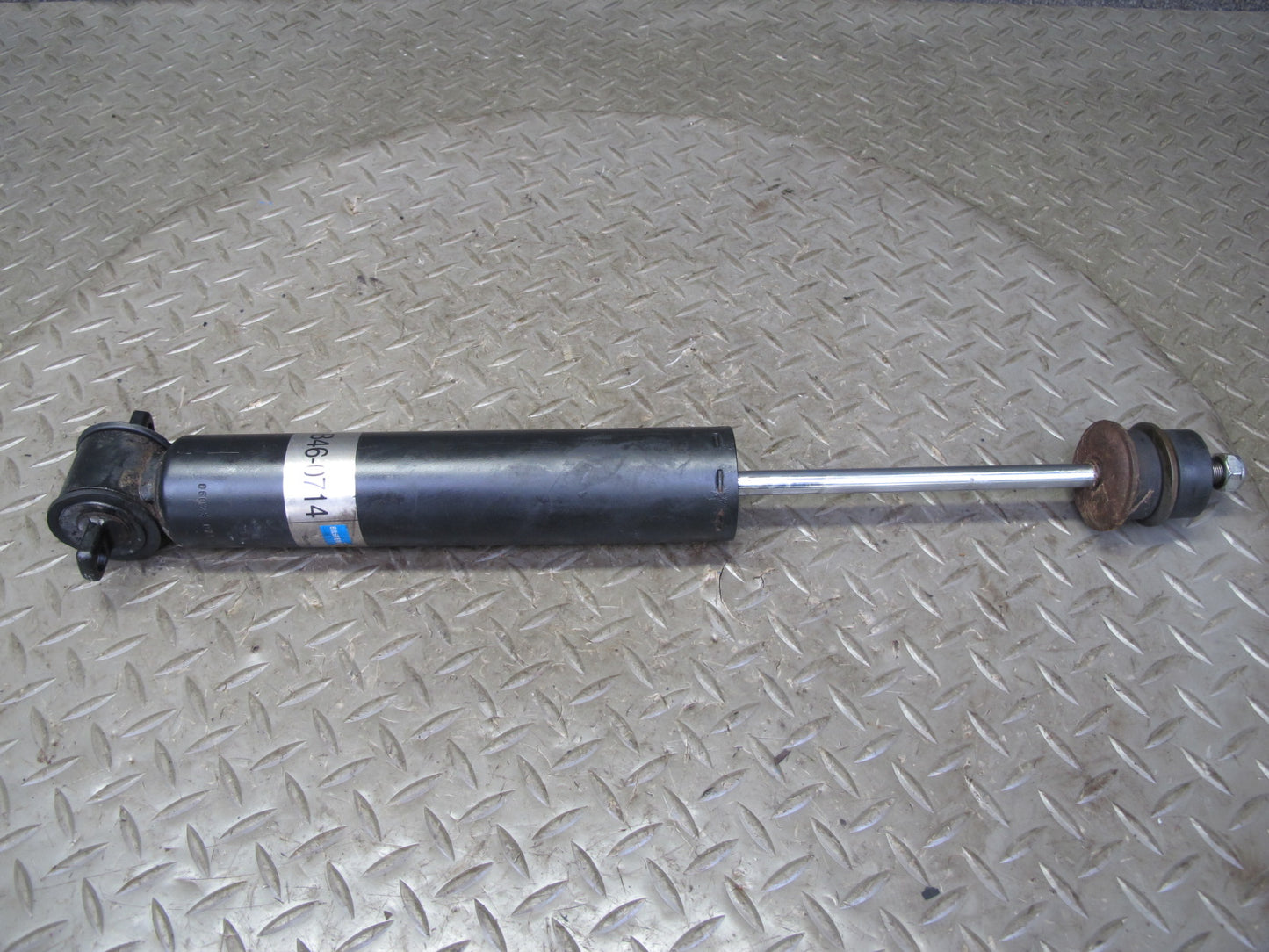 75-85 Mercedes W123 300D Sedan Rear Left Right Strut Shock Absorber Set Bilstein