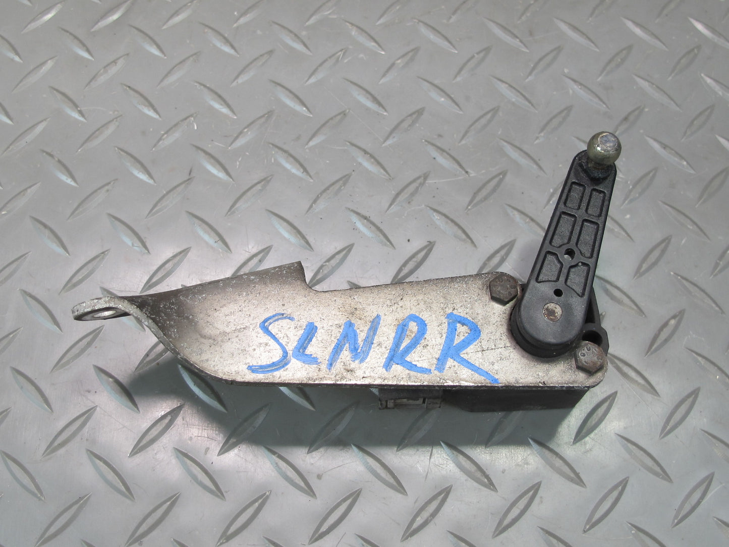 03-08 Mercedes R230 Sl-class Rear Right Suspension Height Sensor 0025428818 OEM