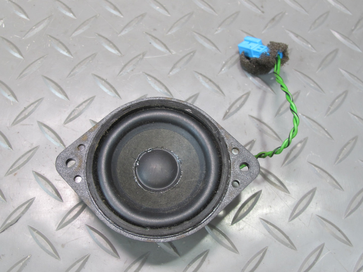 03-08 Mercedes R230 Sl-class Set of 2 Left & Right Speaker 2208202402 OEM