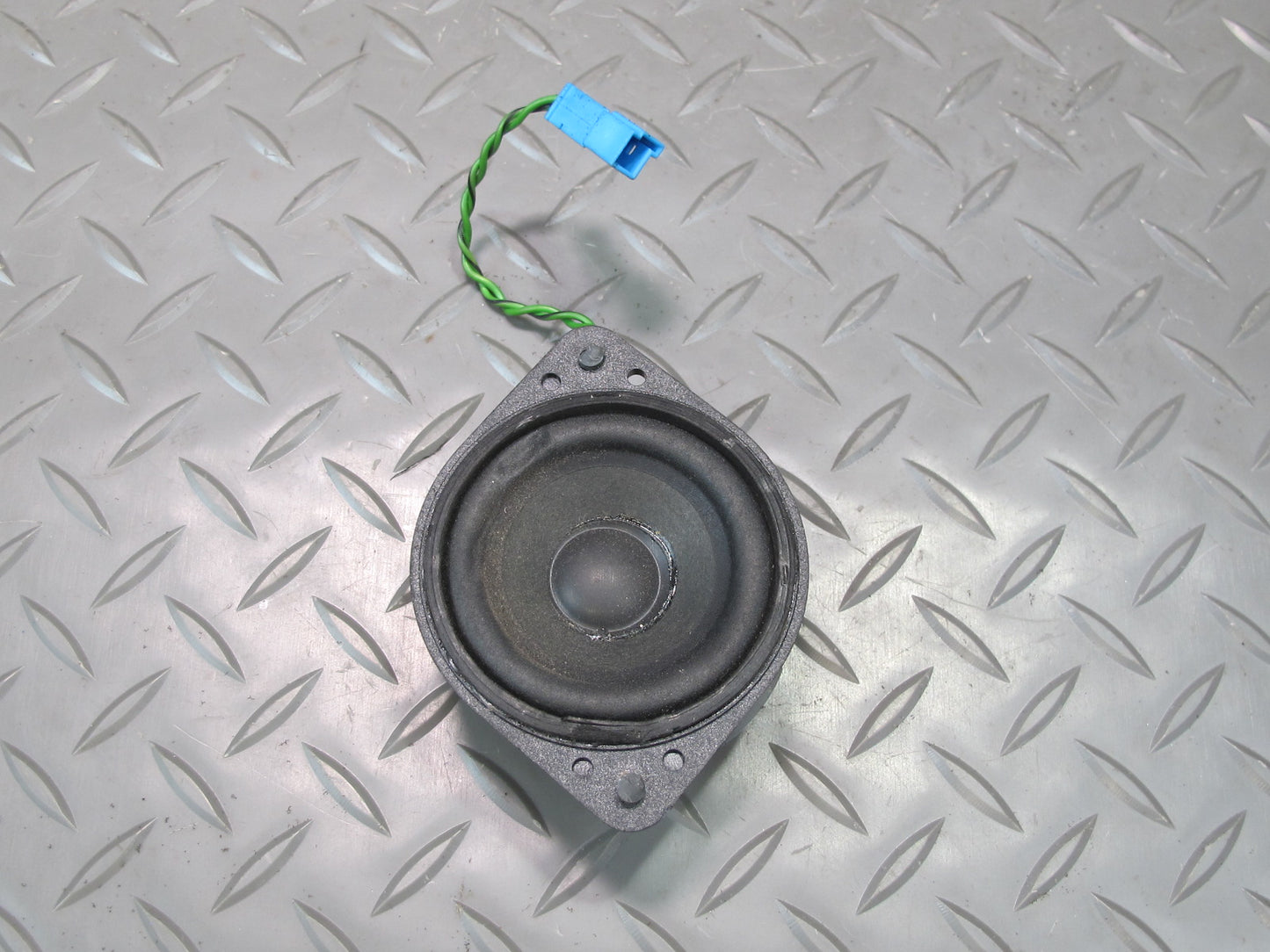 03-08 Mercedes R230 Sl-class Set of 2 Left & Right Speaker 2208202402 OEM