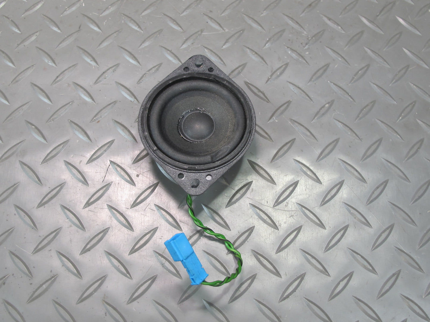 03-08 Mercedes R230 Sl-class Set of 2 Left & Right Speaker 2208202402 OEM