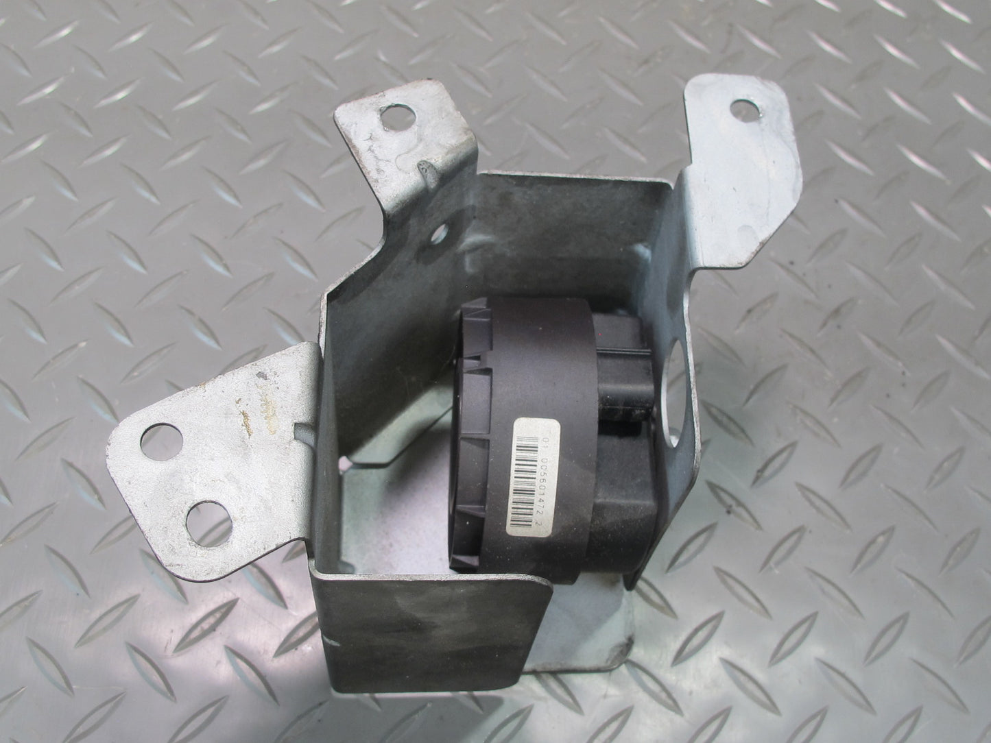 03-06 Mercedes R230 SL600 Left or Right Engine Motor Mount Support OEM