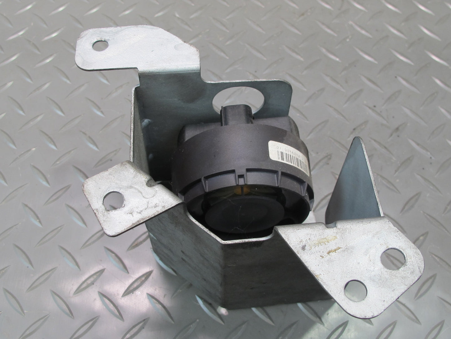 03-06 Mercedes R230 SL600 Left or Right Engine Motor Mount Support OEM