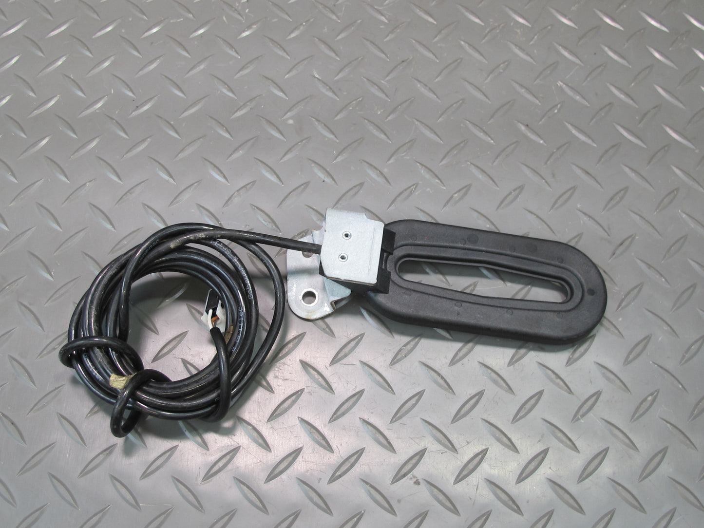 03-06 Mercedes R230 Sl-class Set of 2 Keyless Entry Antenna Sensor OEM