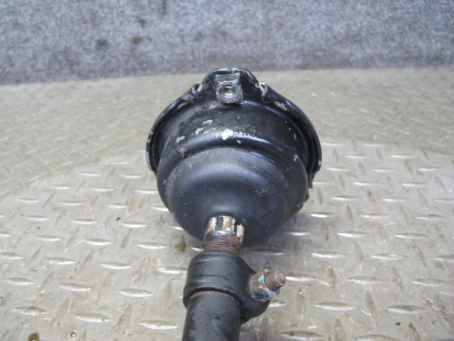 75-85 Mercedes W123 Front Right Suspension Upper & Lower Control Arm Set OEM