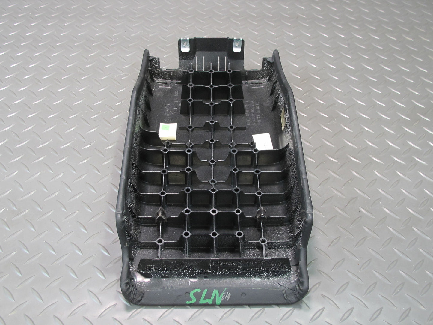 03-06 Mercedes R230 Sl-class Center Console Leather Armrest 2306801239 OEM