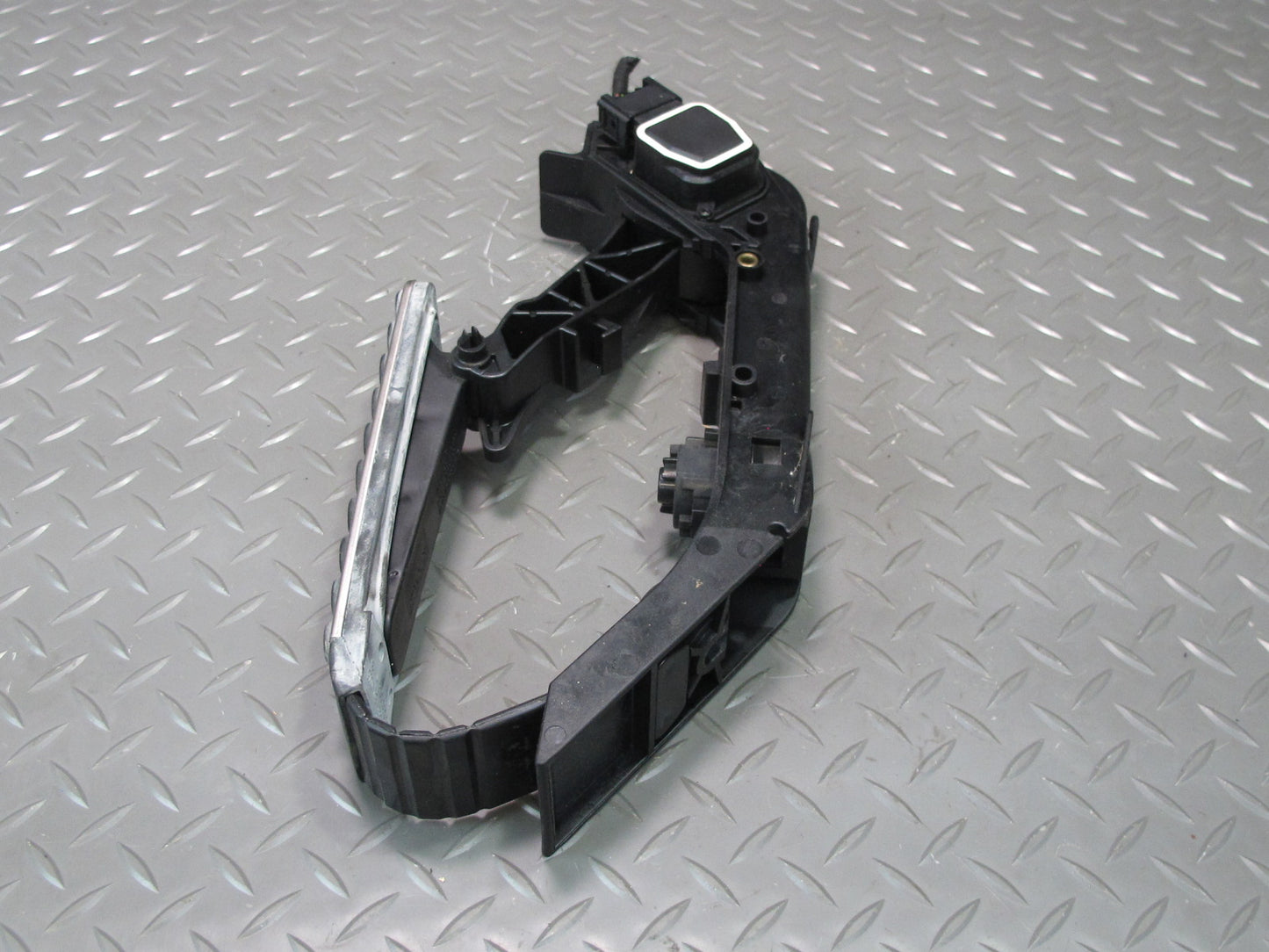 03-08 Mercedes R230 Sl-class Gas Acceleration Pedal 2303000104 OEM