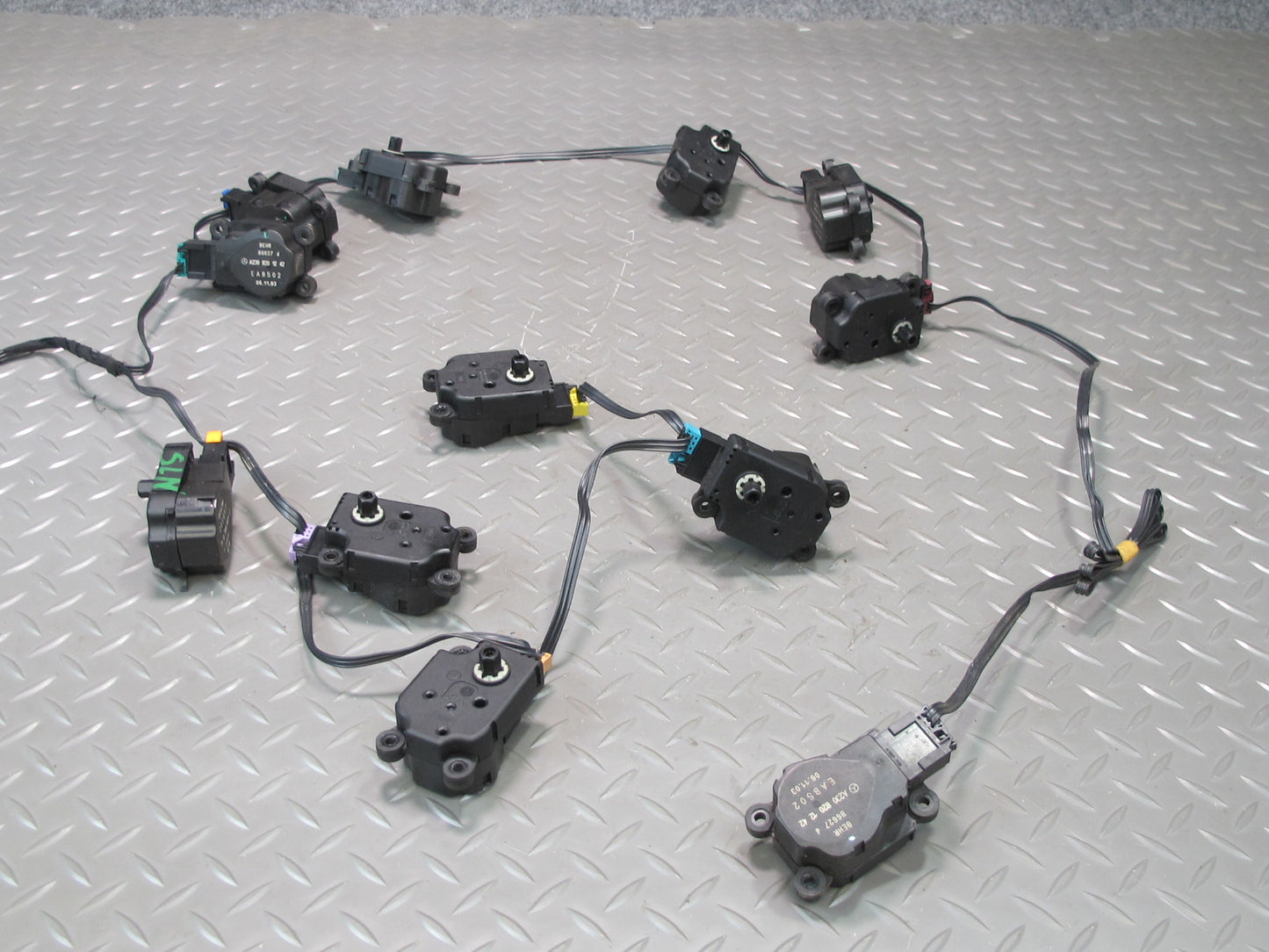 03-12 Mercedes R230 Sl-class A/C Heater Flap Door Actuator Motor Wiring Set OEM