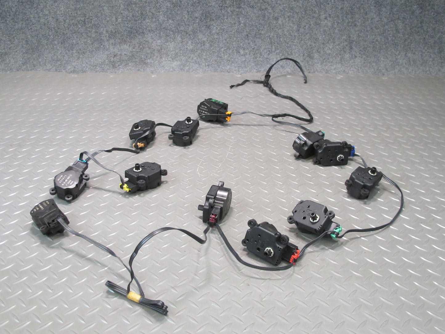 03-12 Mercedes R230 Sl-class A/C Heater Flap Door Actuator Motor Wiring Set OEM