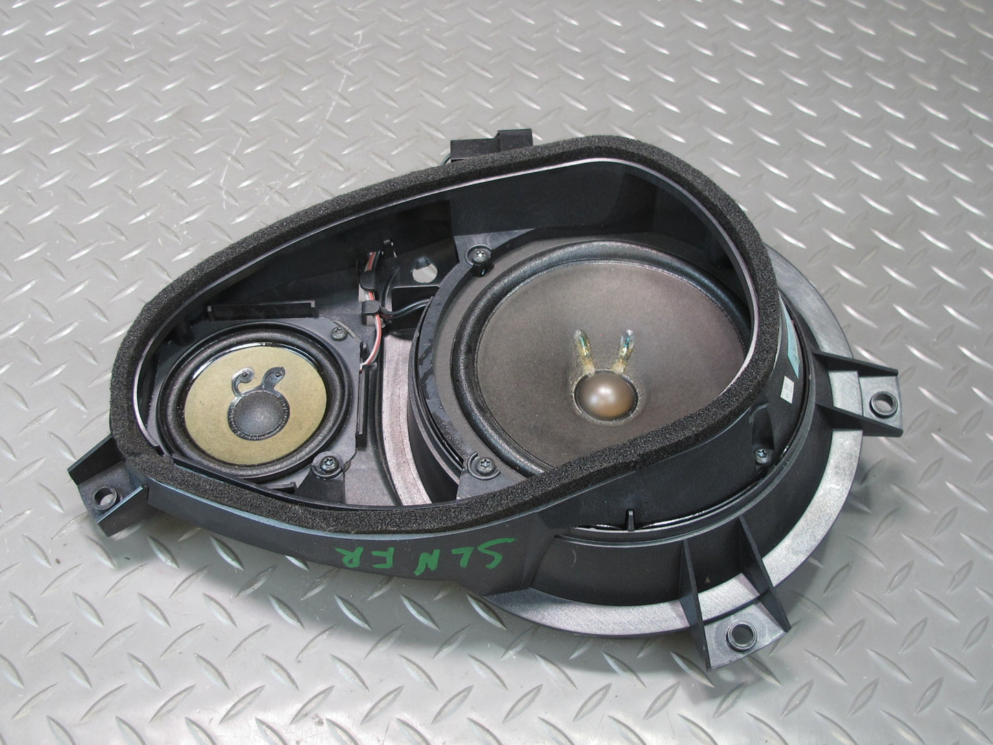 03-08 Mercedes R230 Sl-class Set of 2 Left & Right Door Bose Audio Speaker OEM