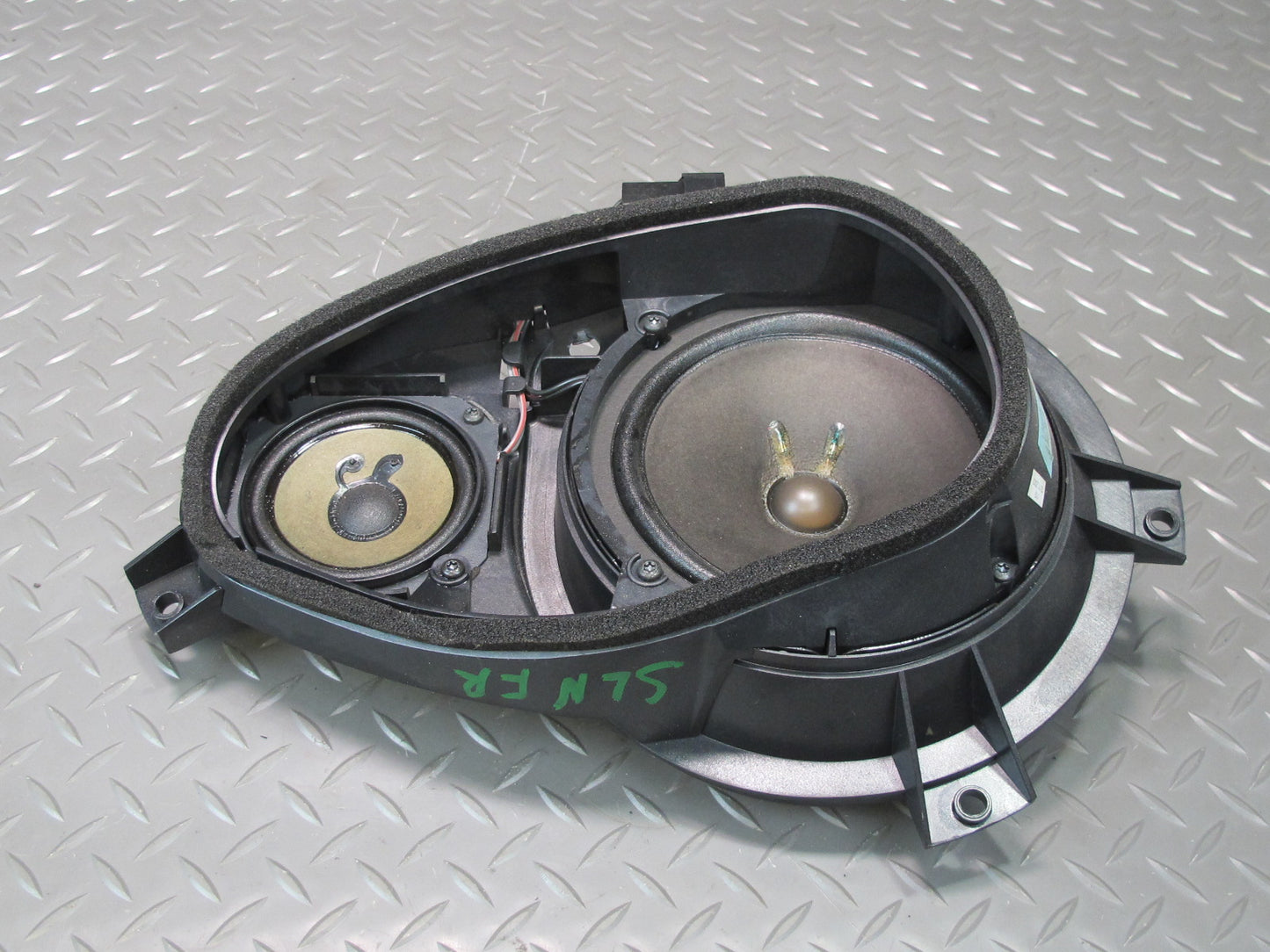 03-08 Mercedes R230 Sl-class Set of 2 Left & Right Door Bose Audio Speaker OEM