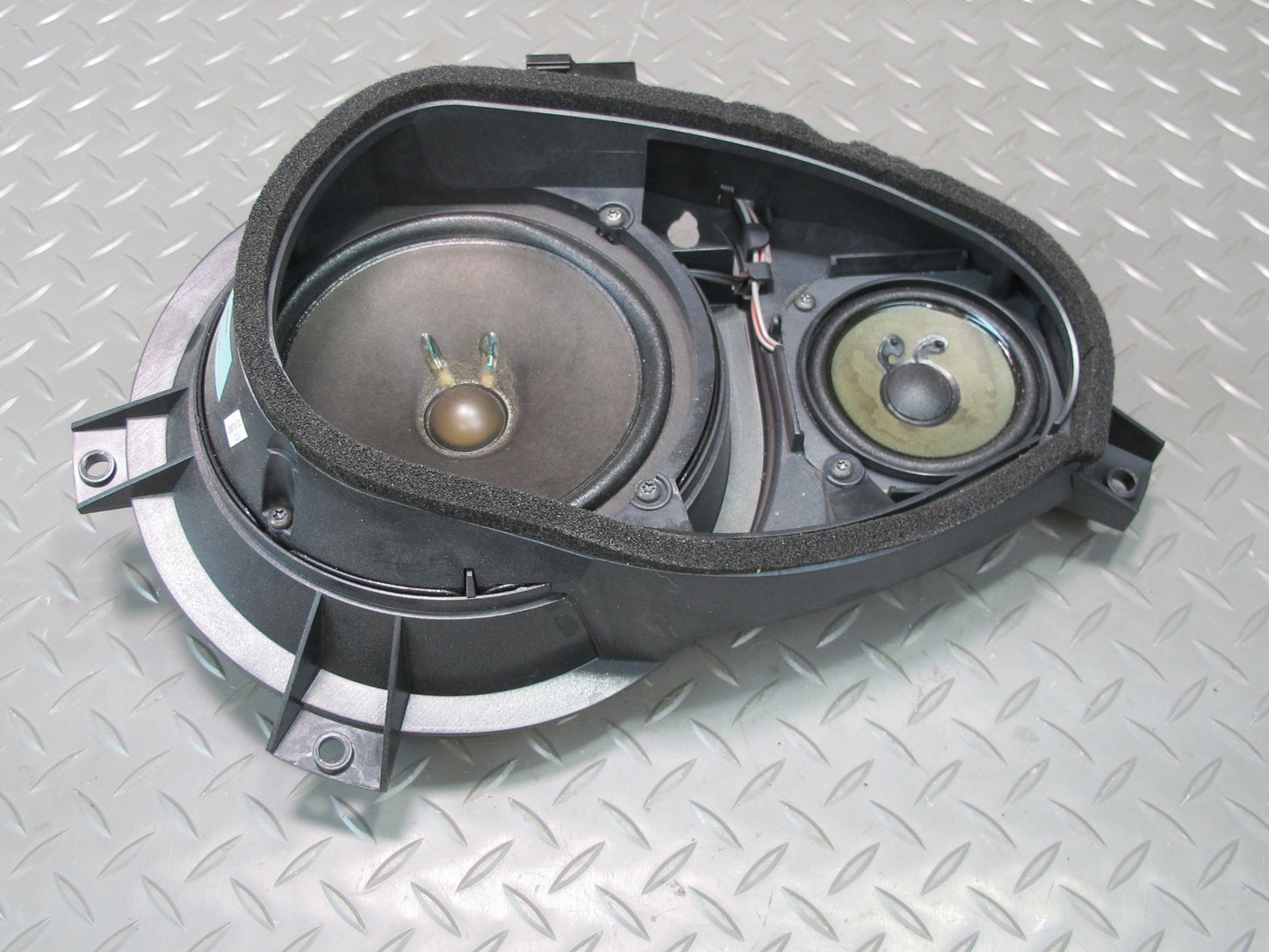 03-08 Mercedes R230 Sl-class Set of 2 Left & Right Door Bose Audio Speaker OEM