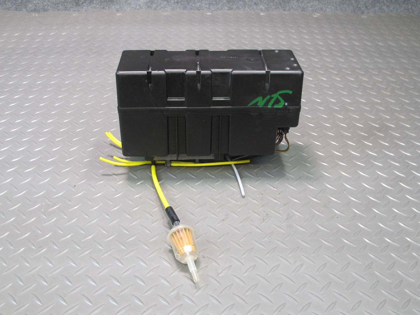 03-12 Mercedes R230 Sl-class Door Lock Locking Vacuum Pump 2308000048 OEM