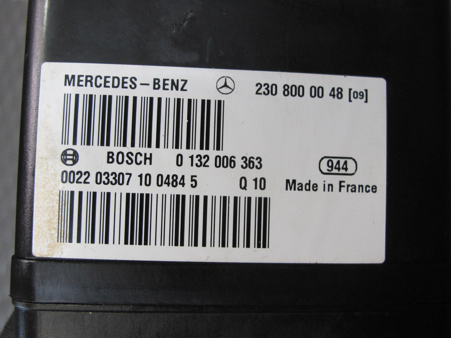 03-12 Mercedes R230 Sl-class Door Lock Locking Vacuum Pump 2308000048 OEM