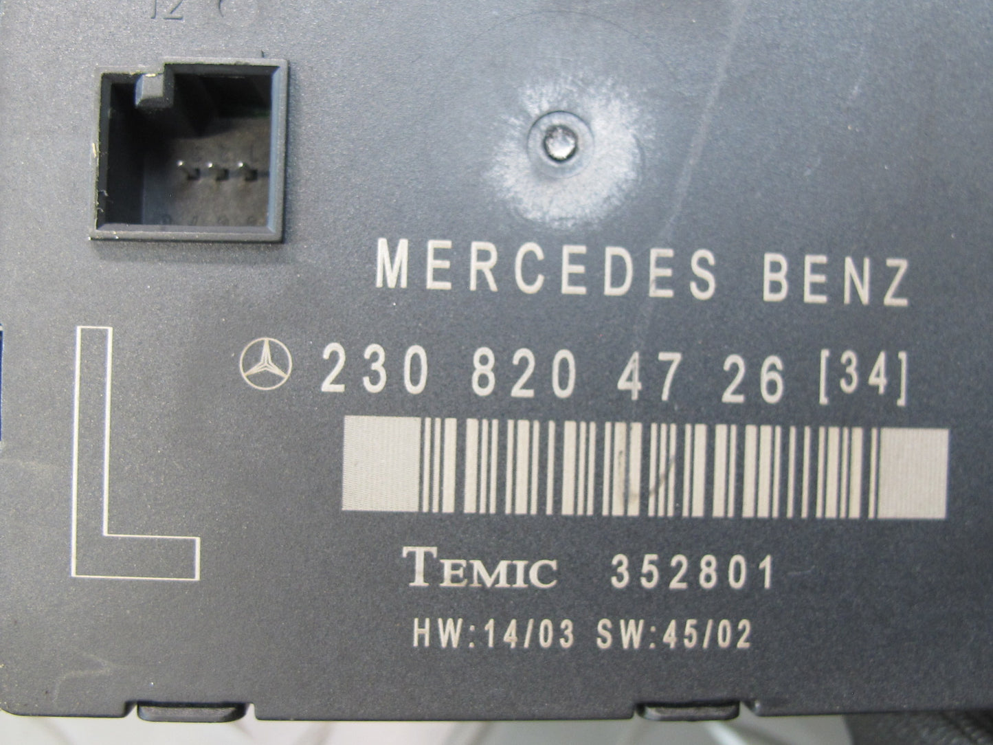 03-12 Mercedes R230 Sl-class Front Left Seat Control Module 2308204726 OEM