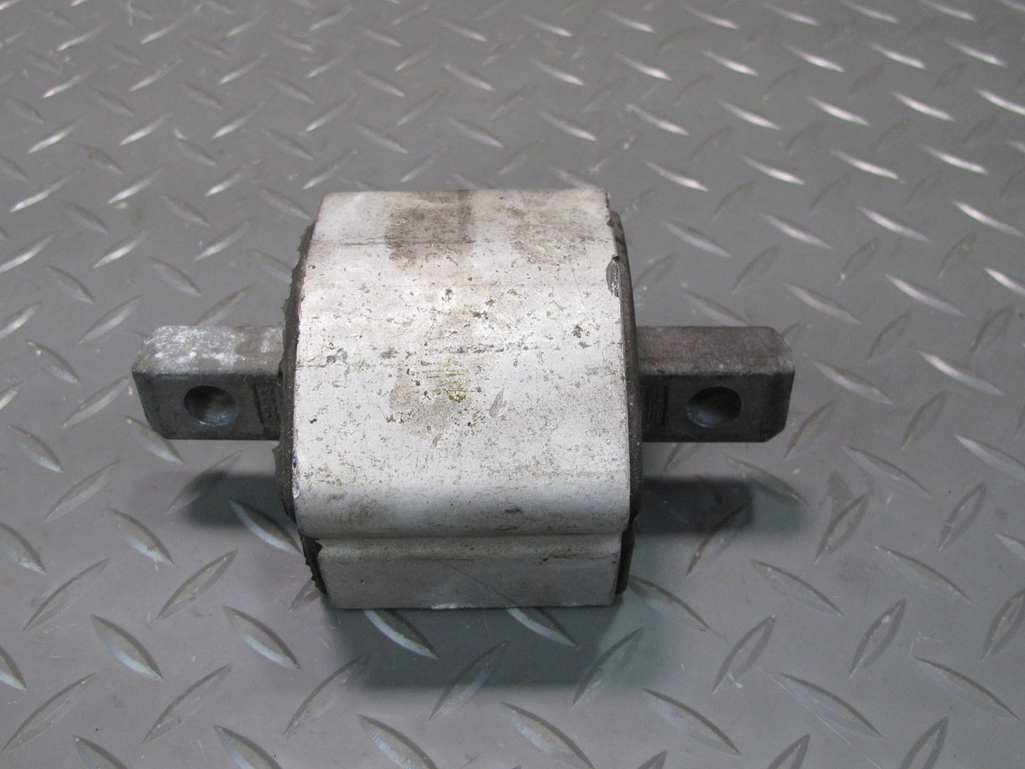 03-06 Mercedes R230 SL600 A/T Automatic Transmission Mount Support OEM